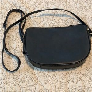 BR Black leather double zip half moon purse